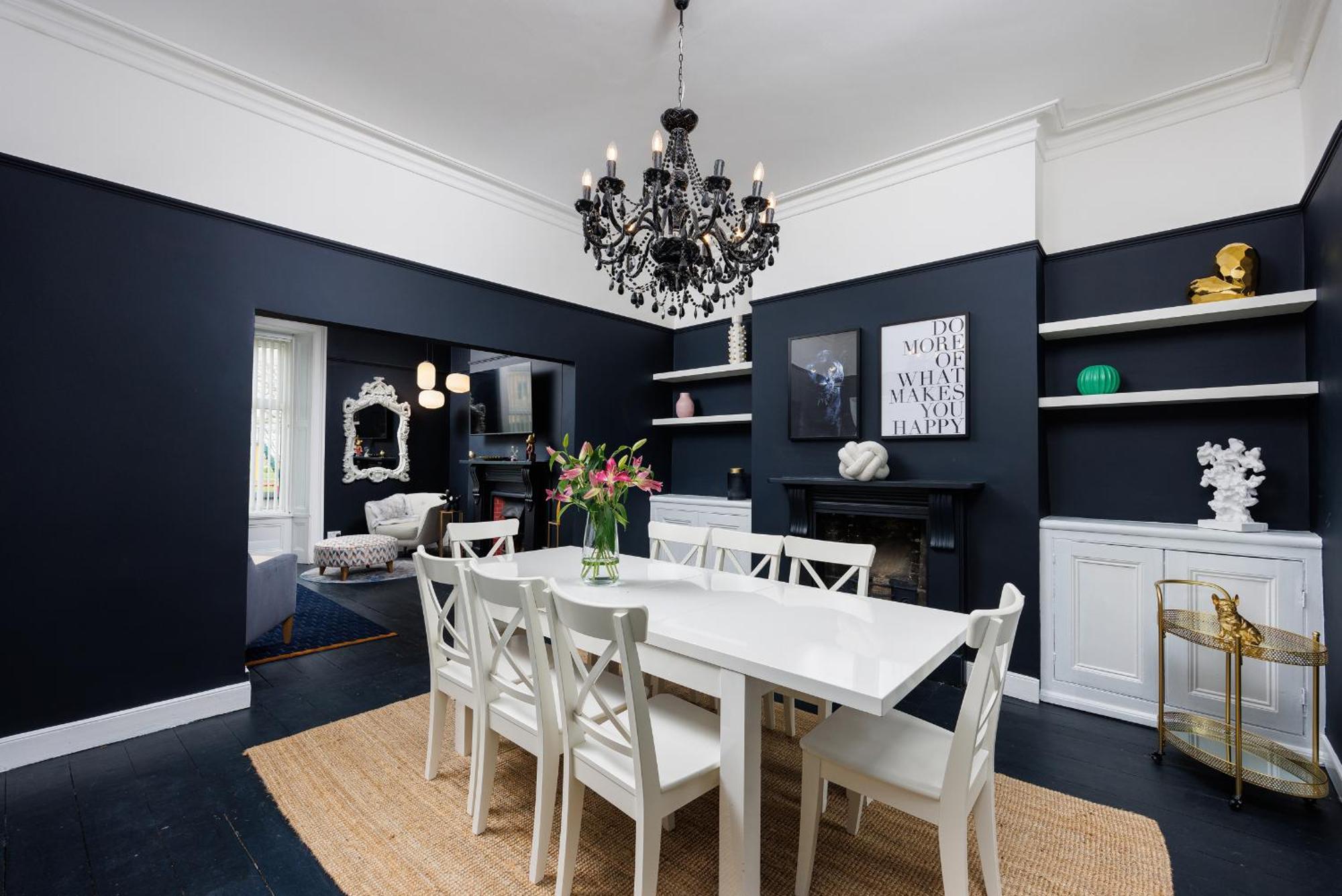 The Executive - House - Sleeps 8 - Habita * Plymouth